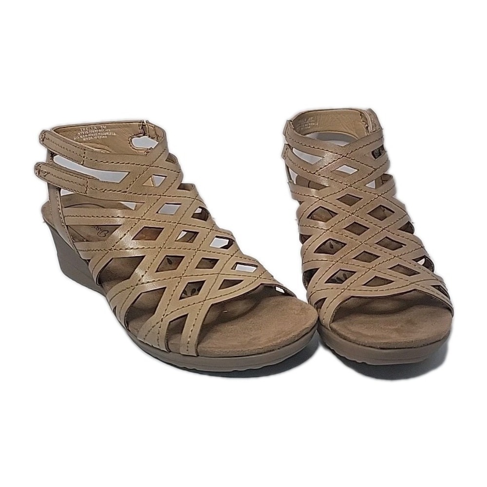 Baretraps Trella Womens Size 8 M Tan  Strappy Wedge Heel Open Toe Sandals NEW